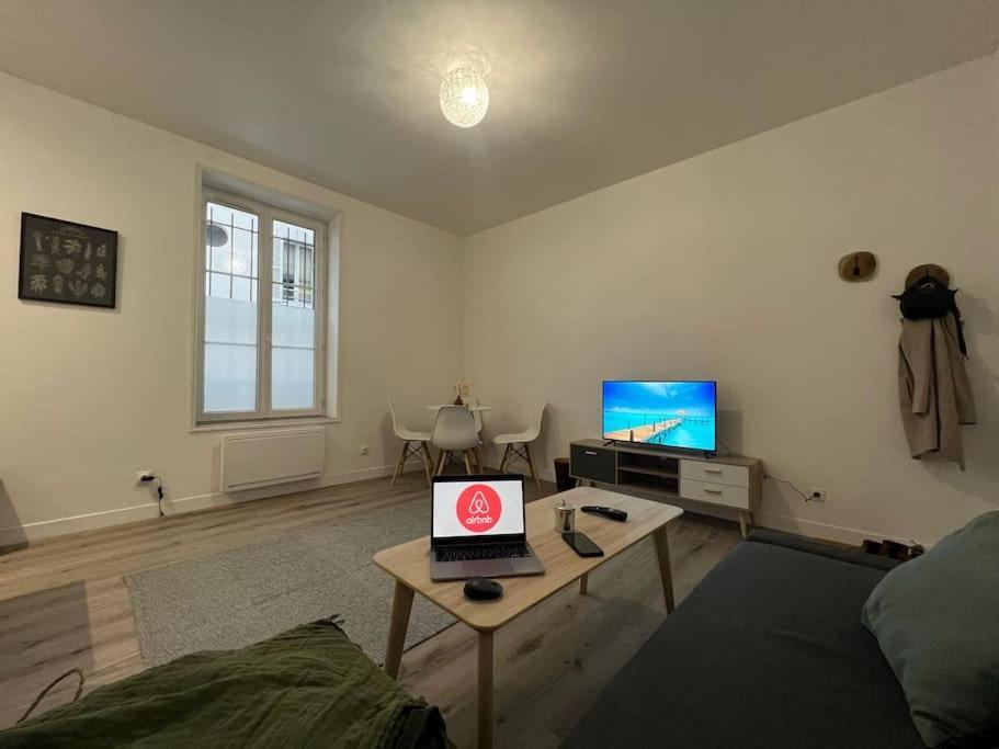 Havre De Paix - Melun Apartment ภายนอก รูปภาพ
